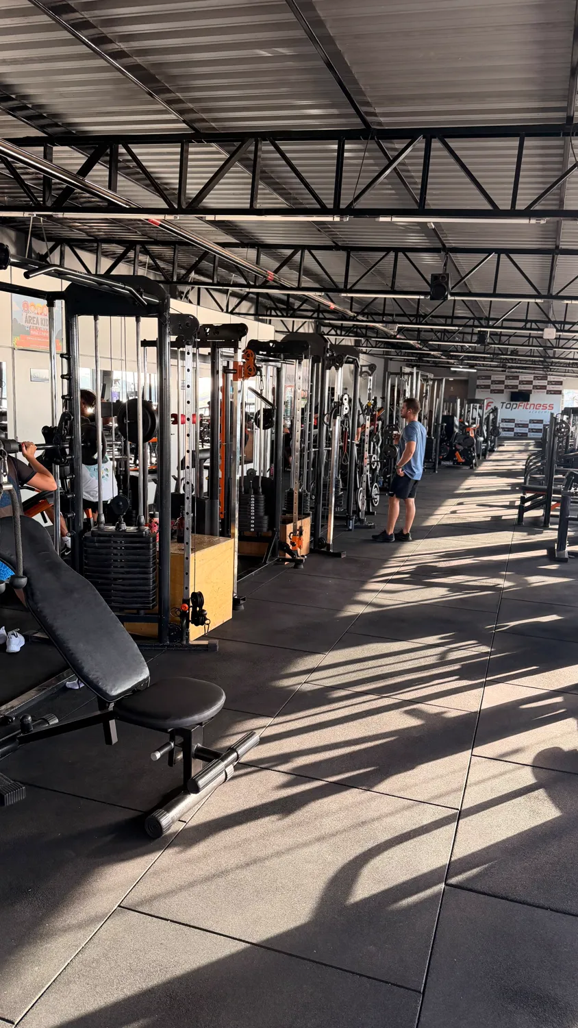 Ambiente da Academia Top Fitness